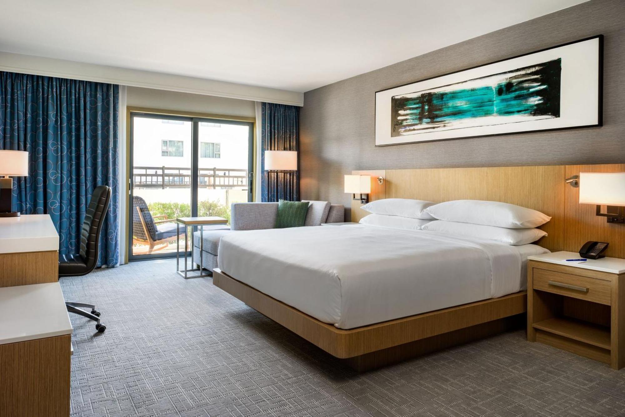 Delta Hotels By Marriott Ontario Airport Экстерьер фото