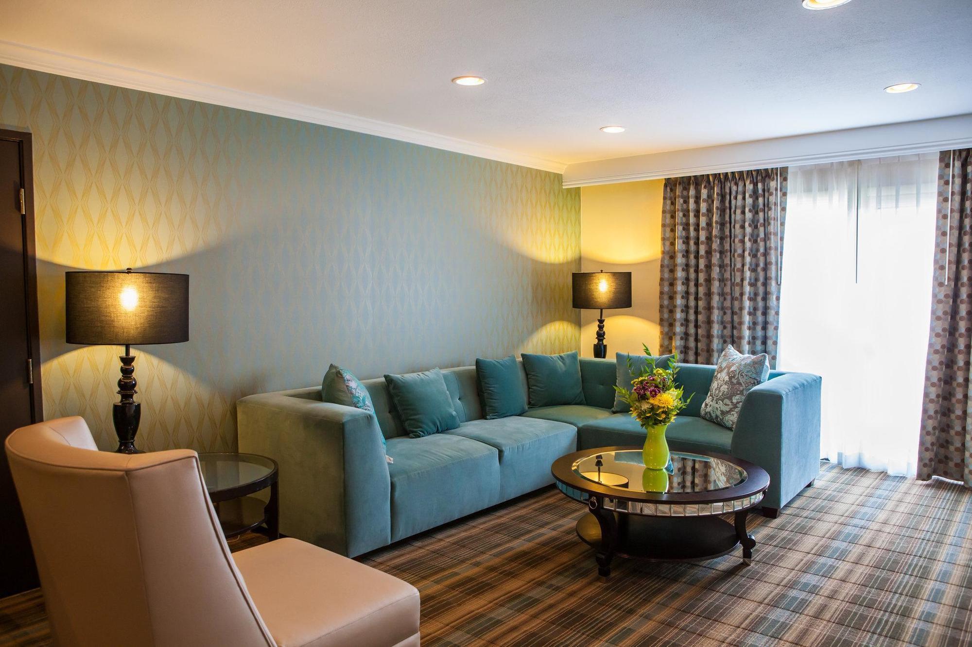 Delta Hotels By Marriott Ontario Airport Экстерьер фото