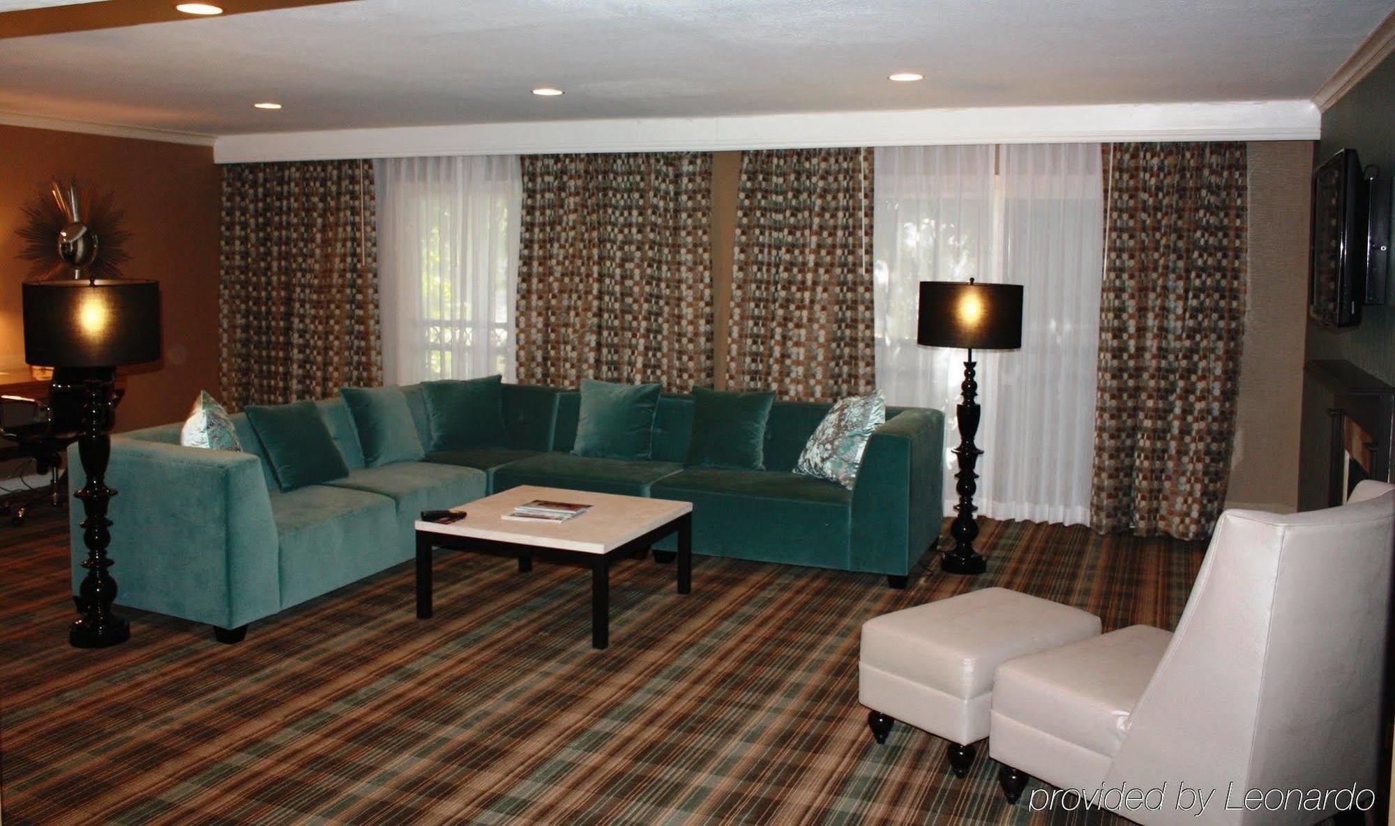 Delta Hotels By Marriott Ontario Airport Экстерьер фото